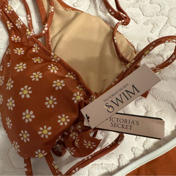 NWT Victoria’s Secret Swim Floral Triangle Bikini Ruffle Top Bikini Set S M - Picture 6 of 9